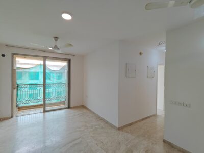 2 BHK Flat for Rent in Hiranandani Estate.